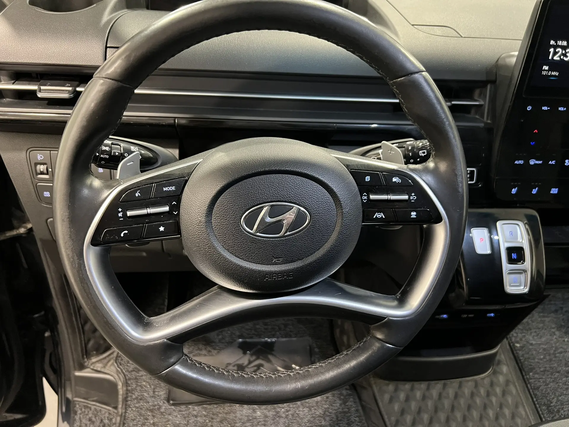 Hyundai Staria, 2021
