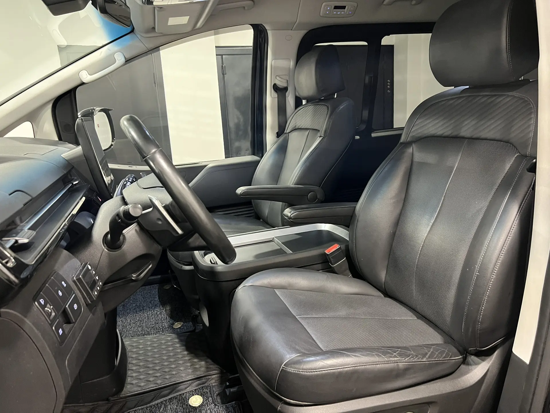 Hyundai Staria, 2021