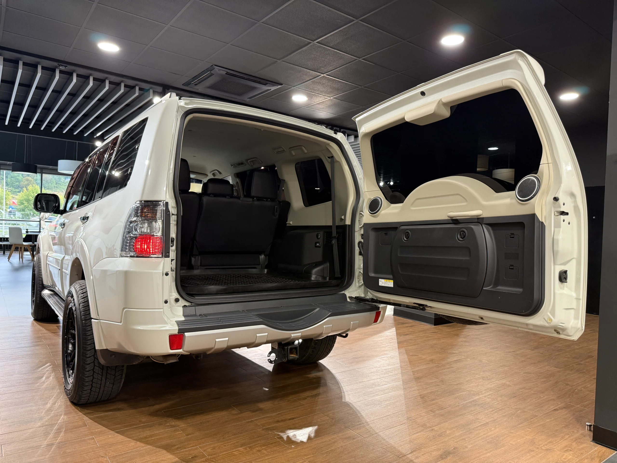 Mitsubishi Pajero, 2019