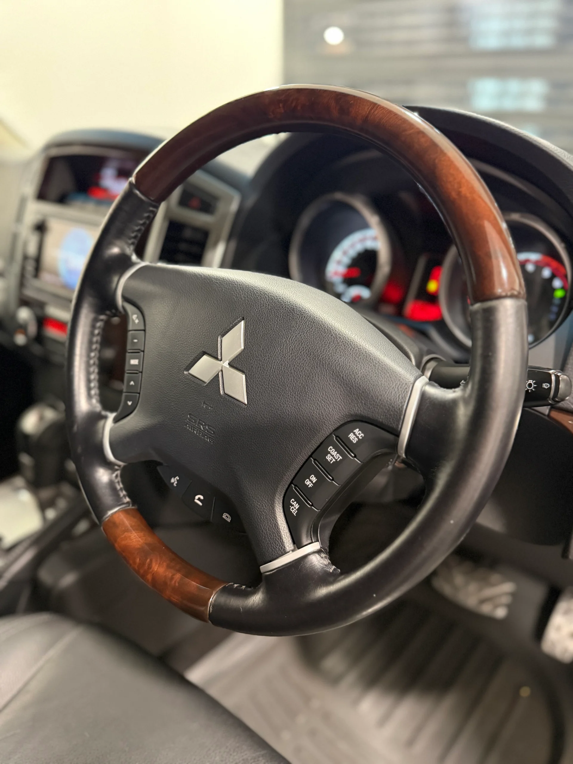 Mitsubishi Pajero, 2019