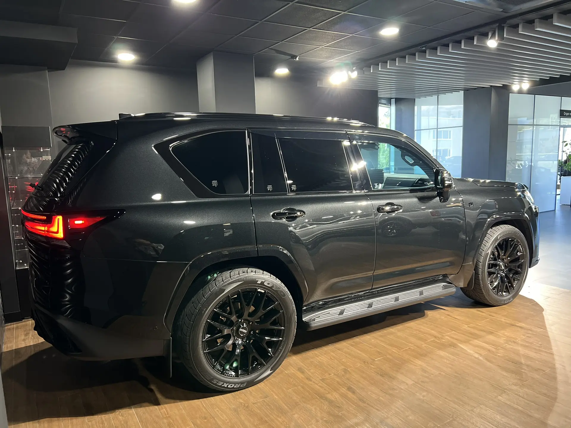 Lexus LX700h, 2026