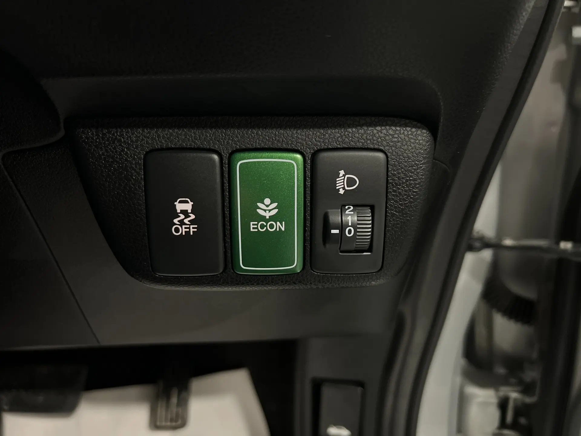 Honda Fit Shuttle, 2014