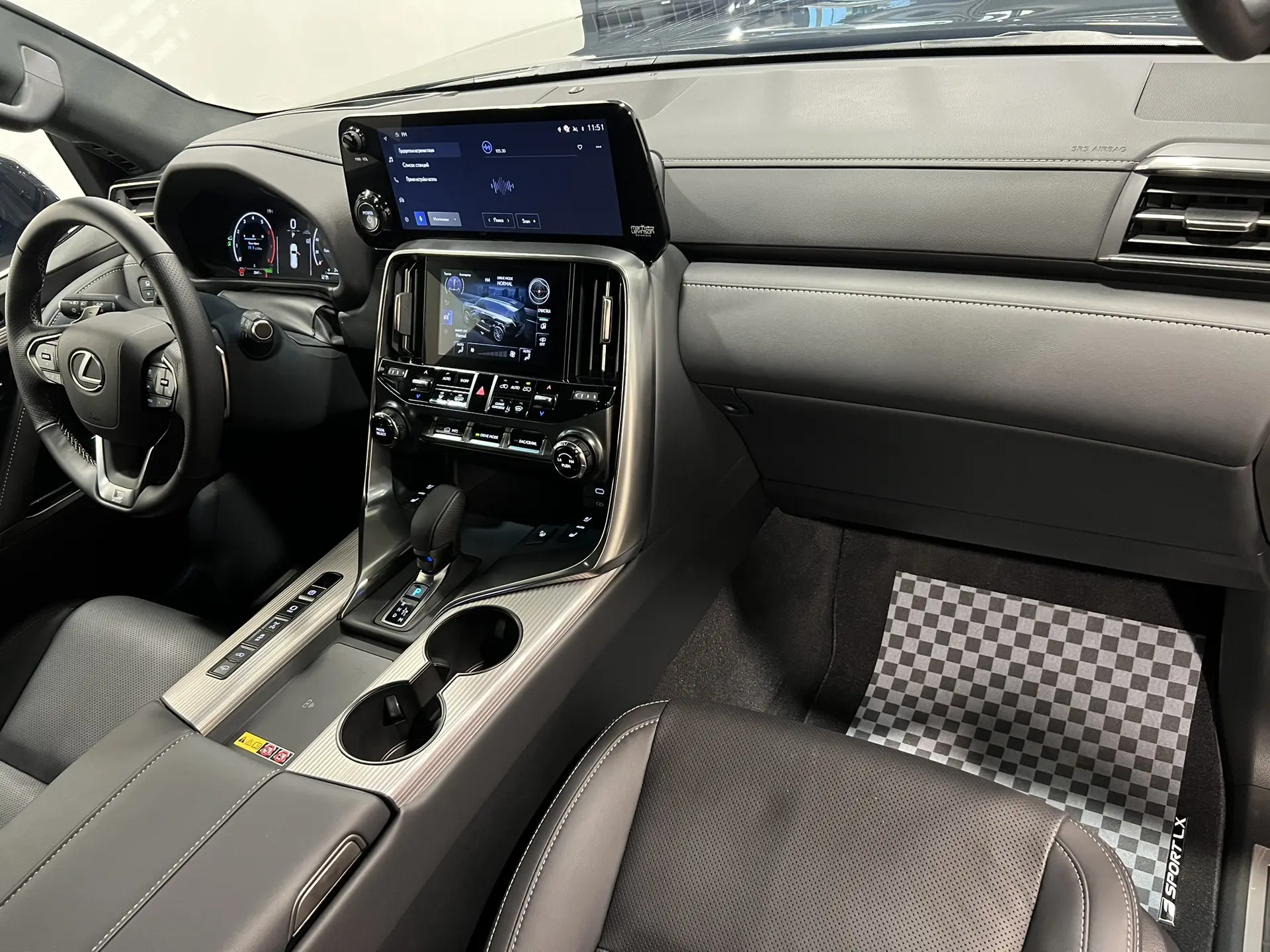 Lexus LX700h, 2026