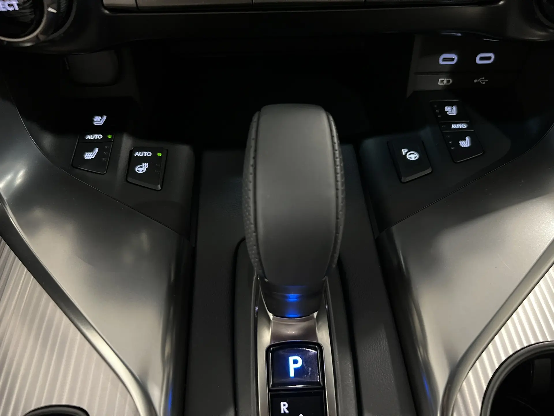 Lexus LX700h, 2026