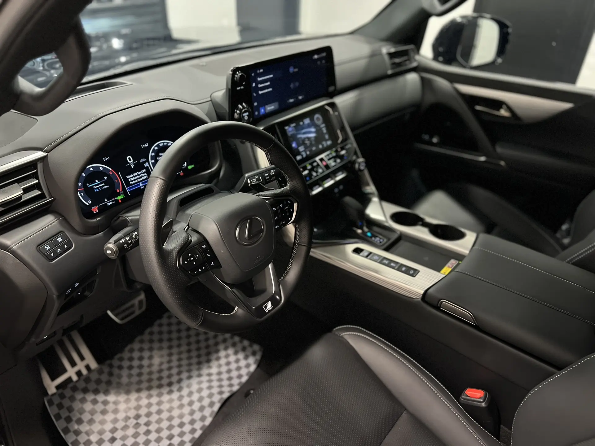 Lexus LX700h, 2026