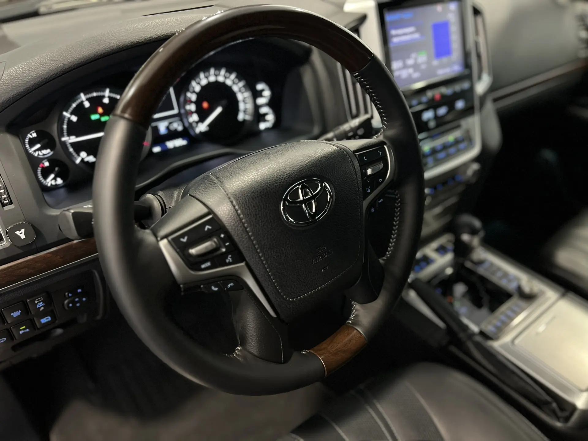 Toyota Land Cruiser, 2019